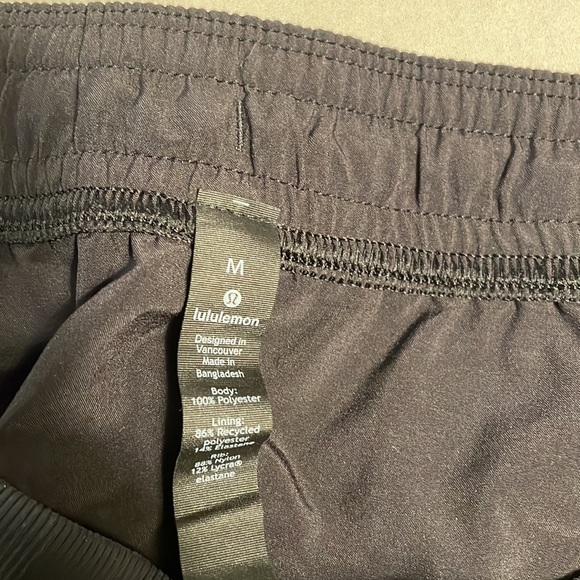 Lulu lemon joggers - Picture 2 of 2